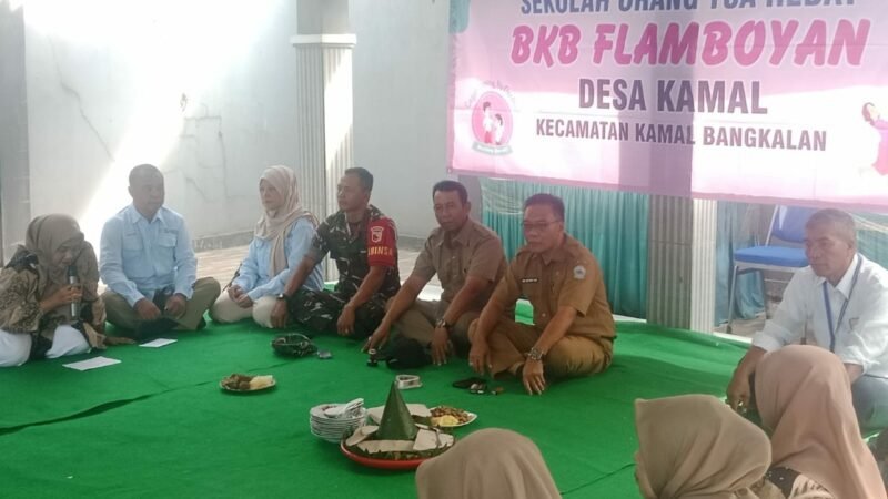 Sertu Budi Santoso Hadiri Pembukaan Sekolah Orang Tua Hebat di Desa Kamal