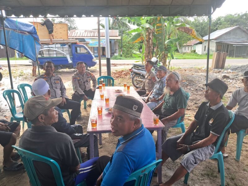 Lewat Sambang Personil Sat Binmas Polres Pulang pisau Wujudkan Kamtibmas Kondusif