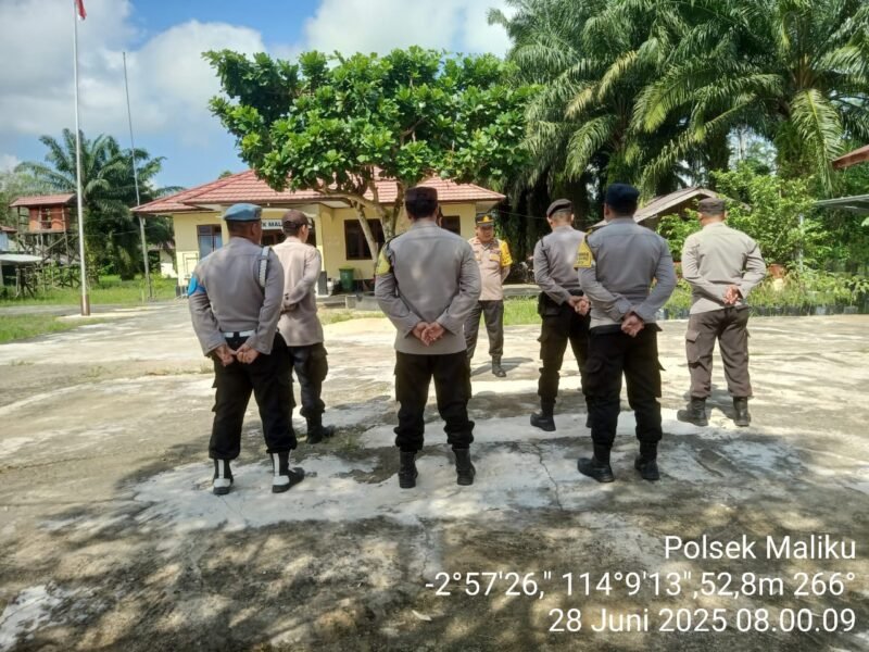 Personel Polsek Maliku Melaksanakan Kegiatan Rutin Apel Stand By On Call