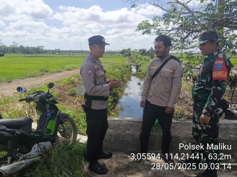 Bhabinkamtibmas Polsek Maliku bersama Babinsa Sambangi Warga Masyarakat Sampaikan Himbauan Kamtibmas