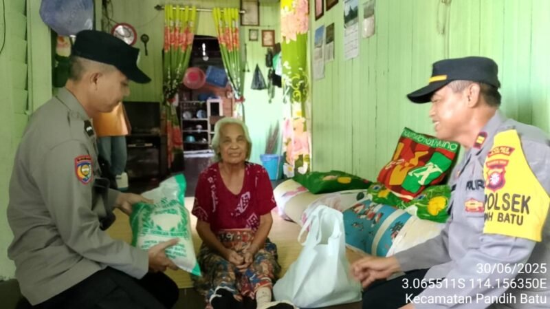 Polsek Pandih Batu Dalam rangka HUT Bhayangkara ke 79 Polri untuk Masyarakat, Kehadiran POLRI di tengah Masyarakat bukan sekedar memberi rasa aman & tentram terkait Kamtibmas
