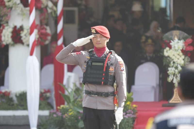 Kapolrestabes Surabaya, Ajak Seluruh Elemen Bersatu Wujudkan Polri cintai Masyarakat