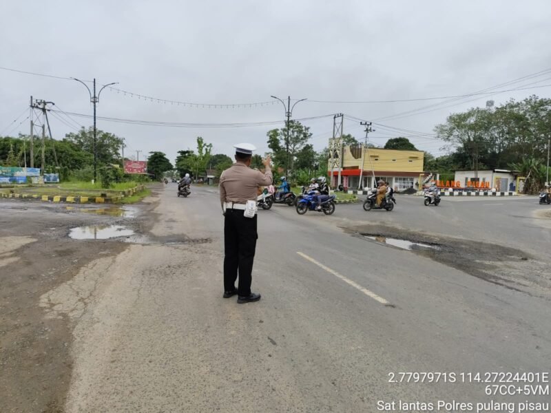 Sat Lantas Polres Pulang Pisau, Gelar Apel Pengaturan Pagi untuk Lancarkan Arus Lalu Lintas