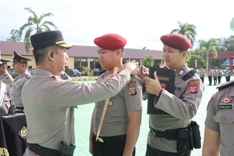 Dedikasi dan Pengabdian, 23 Personel Polres Pulang Pisau Naik Pangkat di Momen Hari Bhayangkara ke-79