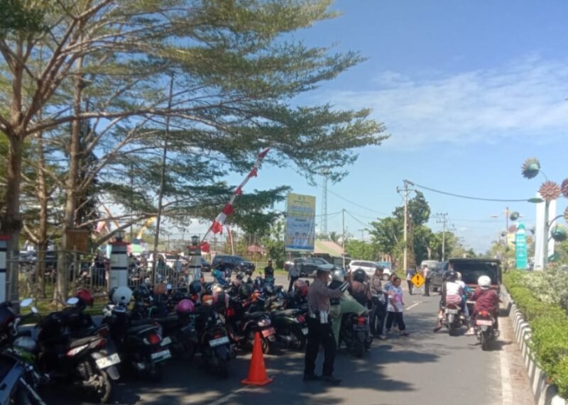 Pengamanan Lalu Lintas HUT ke-23 Pulang Pisau, Satlantas Lakukan Pengaturan Parkir Tamu dan Peserta Upacara