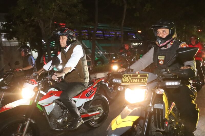 Polres Pelabuhan Tanjung Perak Gelar Patroli Gabungan Awasi Pemberlakuan Jam Malam Anak Dibawah Umur