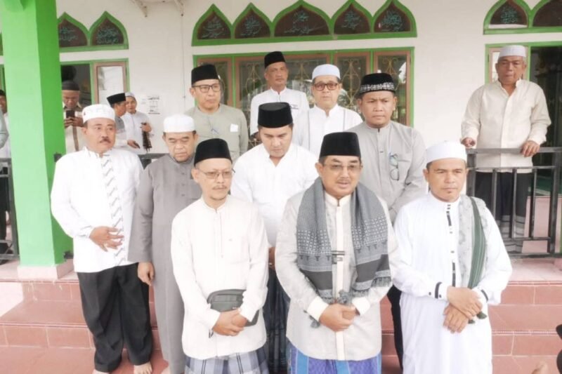 Bupati Anwar Sadat safari Jum,at di masjid Nurul ikhlas desa pembengis kecamatan Bram itam