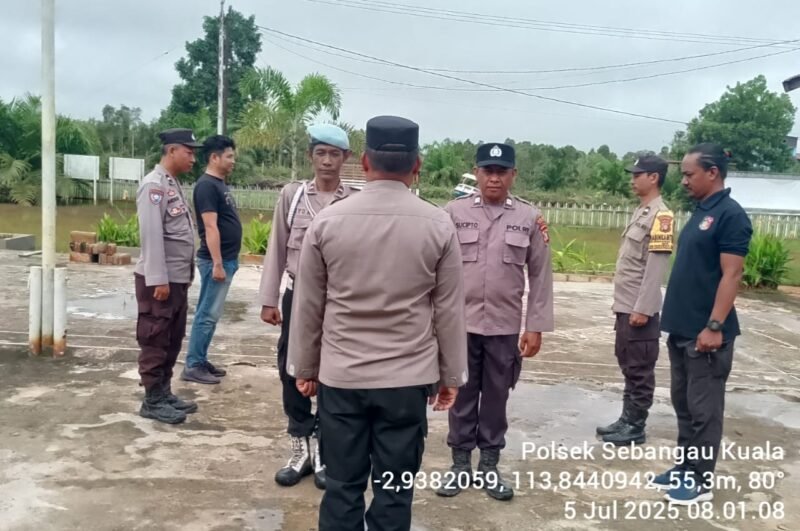 Polsek Sebangau Kuala Laksanakan Apel Serah Terima piket jaga di Halaman Mako Polsek Sebangau Kuala