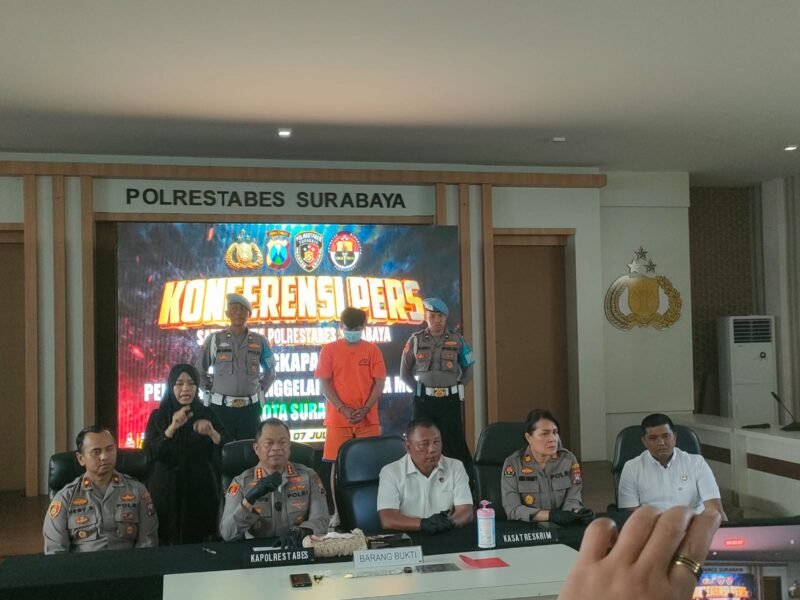 Jatanras Polrestabes, Surabaya Berhasil Ungkap Kasus Penipuan dan Penggelapan Kendaraan Bermotor