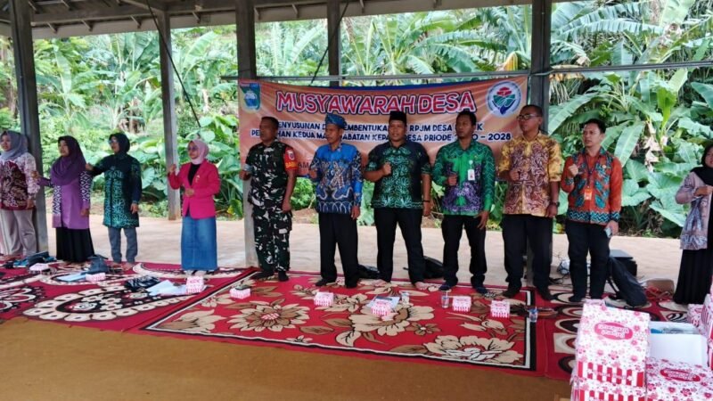 Dukung Proses Pembangunan Personel Kodim 1009/Tla Hadiri Musyawarah Desa Pemalongan