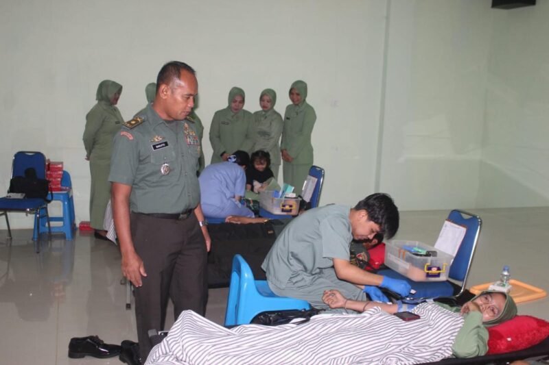 Gandeng PMI Tanah Laut Kodim 1009/Tla Gelar Baksos Donor Darah Sambut HUT Kodam VI/Mulawarman