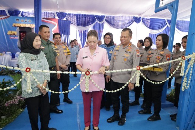 Dari Hati untuk Negeri: Peresmian Gedung SPG Polrestabes Surabaya dan Bingkisan Cinta untuk Anak Negeri