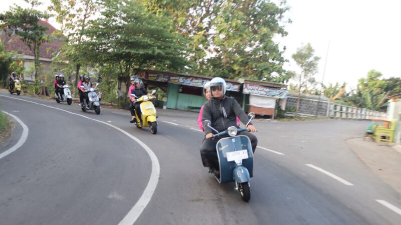 Sinergi Sejuk, Polres Nganjuk dan BWS Bengawan Solo Jalan Sehat di Bendungan Semantok