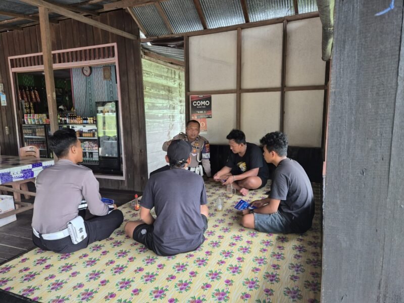 Cegah Laka Lantas, Polisi Beri Imbauan Kamseltibcarlantas ke Sopir Truk