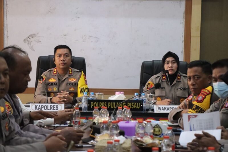 Polres Pulang Pisau Gelar Anev Kamtibmas TW I dan II 2025, Kapolres Tekankan Profesionalisme dan Antisipasi Gangguan