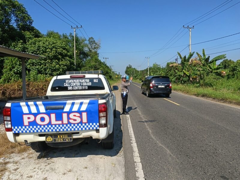 Cegah Pelanggaran dan Laka Lantas, Satlantas Patroli di Lokasi Rawan Dalam Operasi Patuh Telabang 2025