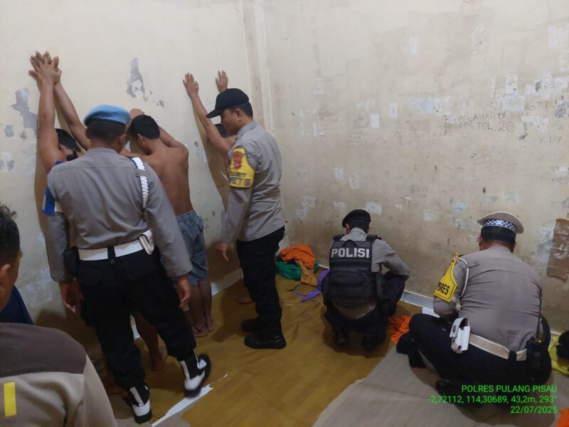 Penggeledahan Rutin di Kamar Tahanan Polres Pulang Pisau, Upaya Maksimal Menjaga Keamanan