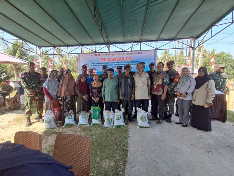Dandim 1208/Sambas Ikuti Vicon TNI Bersinergi Dengan Bulog Dan Program Gerakan Pangan Murah
