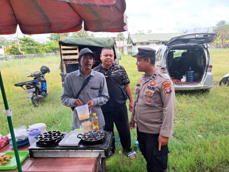 Satbinmas Polres Pulang Pisau sambangi dan dialogis dengan pedagang