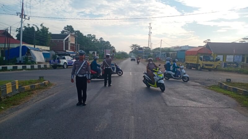 SATLANTAS POLRES PULANG PISAU LAKSANAKAN PENGATURAN PAGI