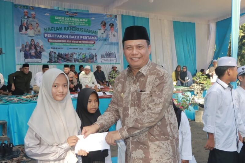 Wabup Katamso Hadiri Haul di pondok pesantren Al-husna Desa dataran kempas kecamatan tebing tinggi