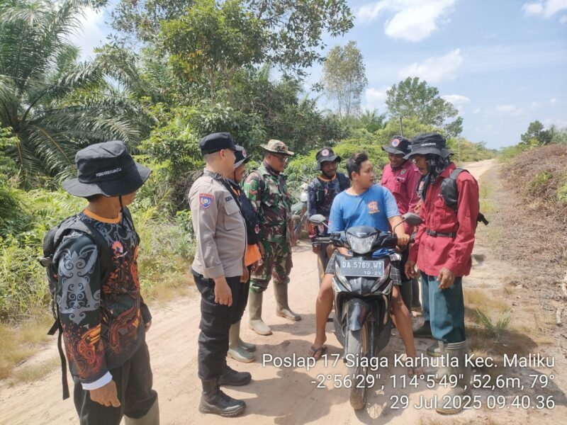 Kegiatan Patroli Karhutla Wilkum Personel Sosialisasikan Larangan Karhutla
