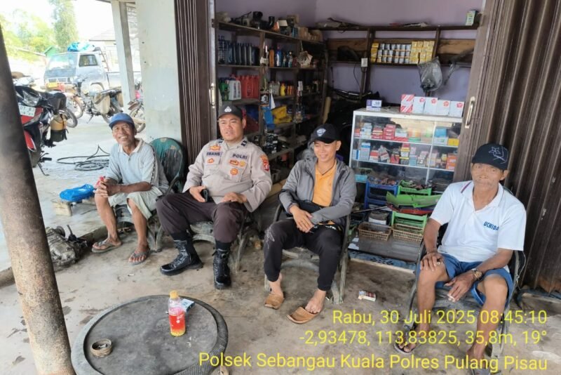 Polsek Sebangau Kuala sambang dan Lakukan Sosialisasi dan imbauan Kepada Masyarakat