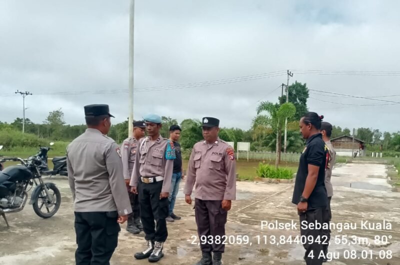 Polsek Sebangau Kuala Laksanakan Apel Serah Terima piket jaga di Halaman Mako Polsek Sebangau Kuala.
