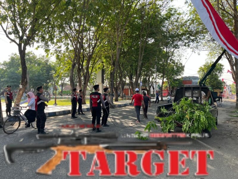 SATSAMAPTA POLRES SAMPANG PATROLI JALAN KAKI