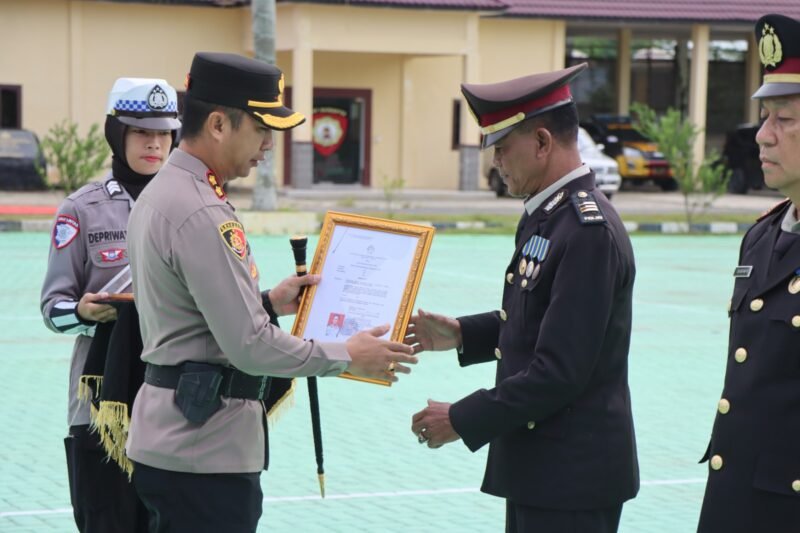 Khidmat, Upacara Purna Wirabakti Dua Perwira Polres Pulang Pisau Dipimpin Langsung Kapolres