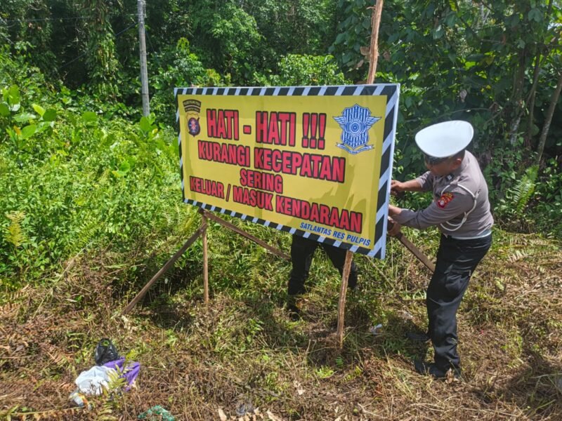 Spanduk Imbauan Sat Lantas Polres Pulang Pisau: Selembar Pesan, Selamatkan Banyak Nyawa