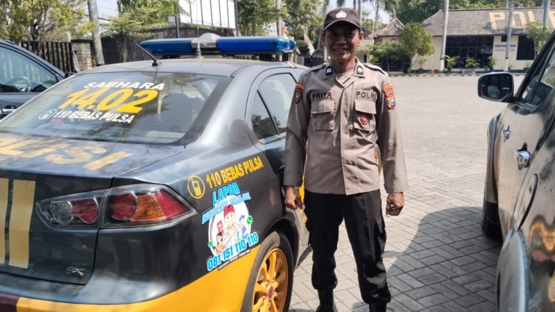 Mobil Dinas Polres Nganjuk Ditempeli Stiker Hotline dan WA Lapor Kapolres, Layanan 24 Jam Nonstop