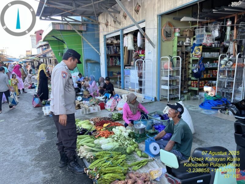 Personel Polsek Kahayan Kuala menyampaikan pesan Kamtibmas, dan Himbauan kamtibmas dan mendukung Program pemerintah terkait ketahanan pangan
