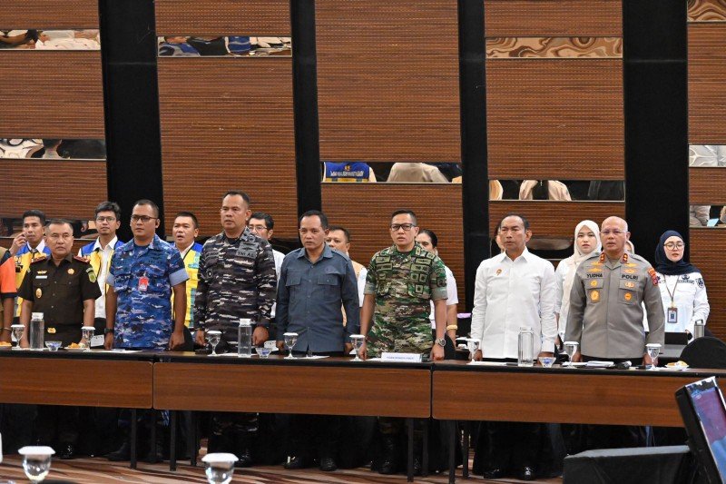 Danrem 101/Antasari Hadiri Rapat Koordinasi Pengendalian Karhutla Kalsel 2025