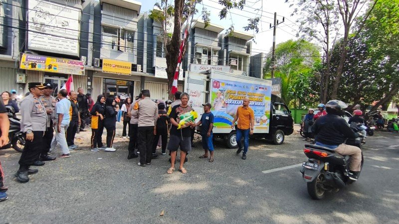 Polresta Sidoarjo Gelar Gerakan Pangan Murah Serentak di 18 Kecamatan