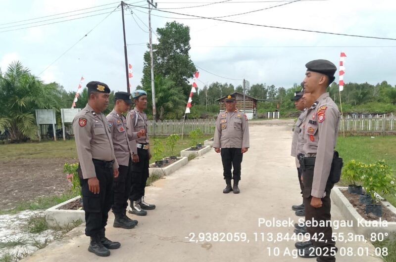 Polsek Sebangau Kuala Laksanakan Apel Serah Terima piket jaga di Halaman Mako Polsek Sebangau Kuala.