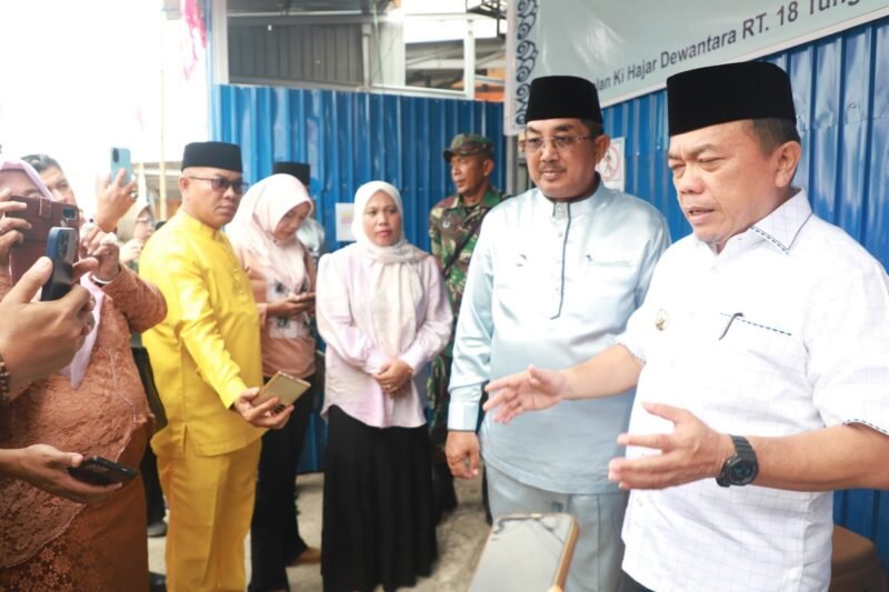 Bupati Tanjab Barat Dampingi Gubernur Jambi Tinjau satuan pelayanan pemenuhan gizi( SPPG,) yayasan prabu center 08