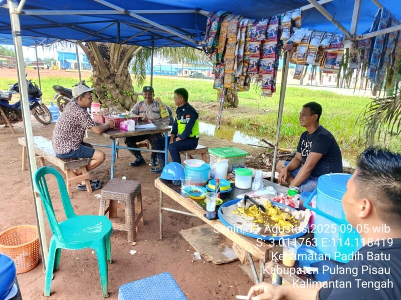 Sampaikan larangan Karhutla kepada masyarakat, saat laks Patroli Dialogis