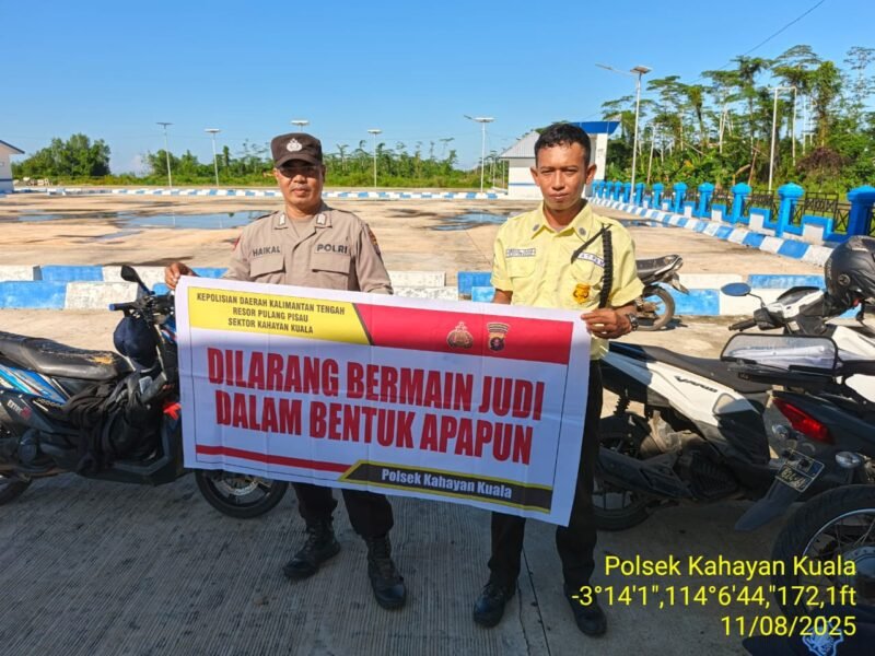 Personil Polsek Kahayan Kuala secara masif lakukan giat himbauan Stop dan Larangan bermain Judi Online.