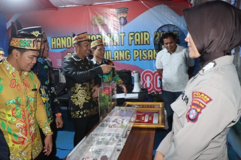 Stand Pameran Polres Pulang Pisau Jadi Daya Tarik di Handep Hapakat Fair 2025