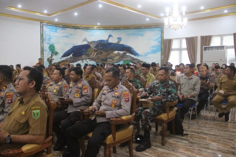 Pasiops Kodim 1008/Tabalong Hadiri Rakor Kesiapsiagaan Bencana Karhutla di Kabupaten Tabalong