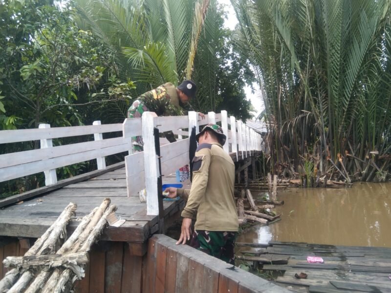 Panas Terik Tak Surutkan Semangat Satgas TMMD ke-125 Kodim 1007/Banjarmasin