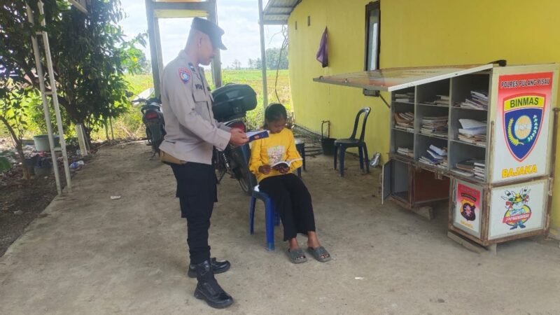 Dalam Rangka meningkatkan minat dan menanamkan budaya baca Satbinmas Polres Pulang Pisau
