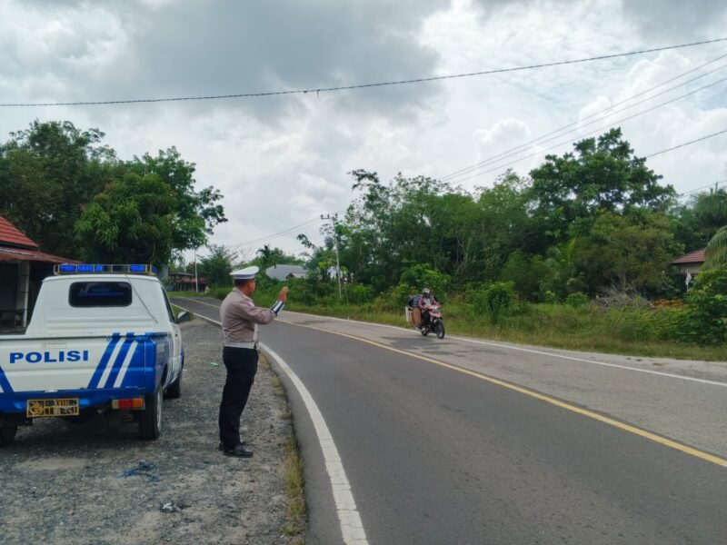 Sat Lantas Polres Pulang Pisau Laksanakan Patroli KTL dan Pencegahan Laka Lantas di Daerah Rawan