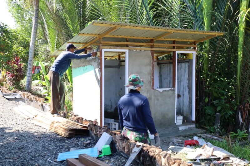 Penuhi Kebutuhan Sanitasi, TMMD 125 Bangun MCK Layak di Kuin Kecil