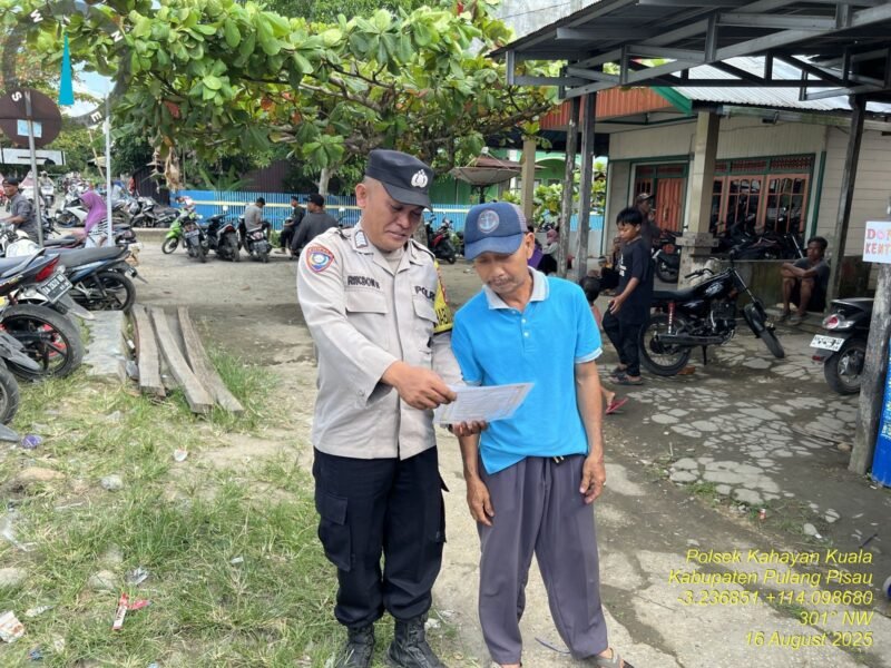 Polsek Kahayan Kuala lakukan sosialisasi kepada warga terkait Tindak Pidana Perdagangan Orang.