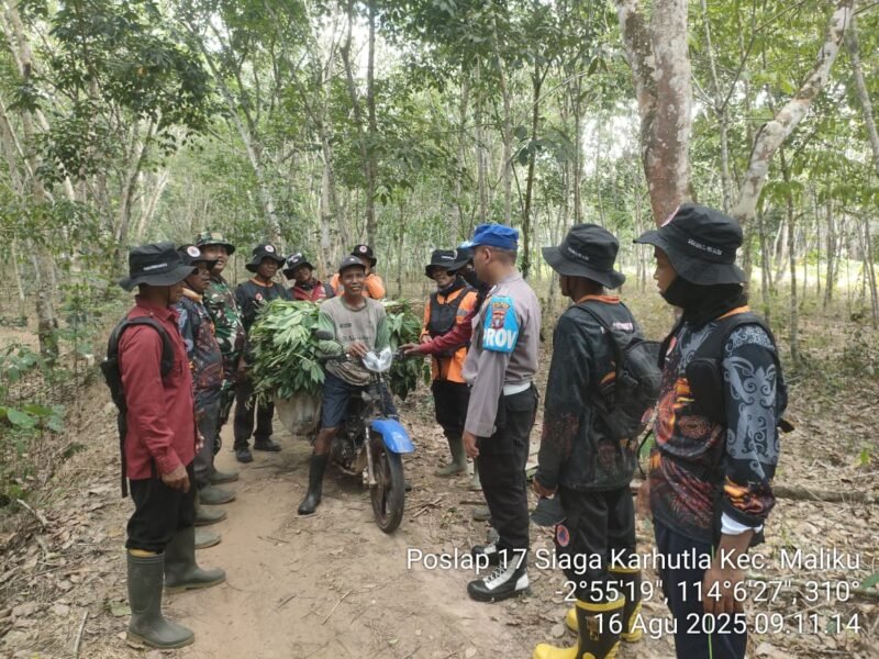 Sampaikan Pesan Kamtibmas Oleh personil Polsek Maliku Kepada Warga