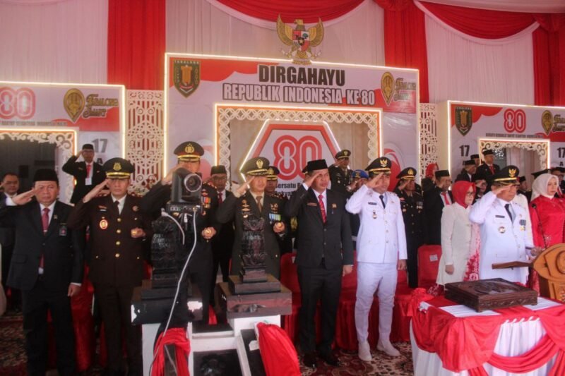 Dandim 1008/Tabalong Hadiri Upacara Peringatan HUT ke-80 Kemerdekaan RI Tahun 2025 di Tabalong