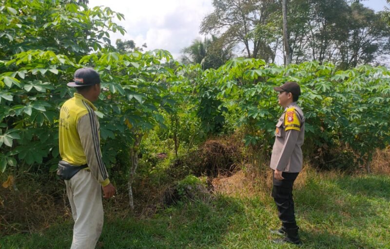 Personel Polsek Maliku Sosialisasi Kepada Masyarakat Kecamatan Maliku