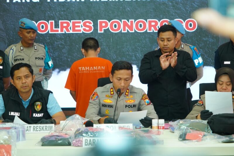 Polres Ponorogo Ungkap, Produksi Obat Ilegal Ribuan Botol Diamankan
